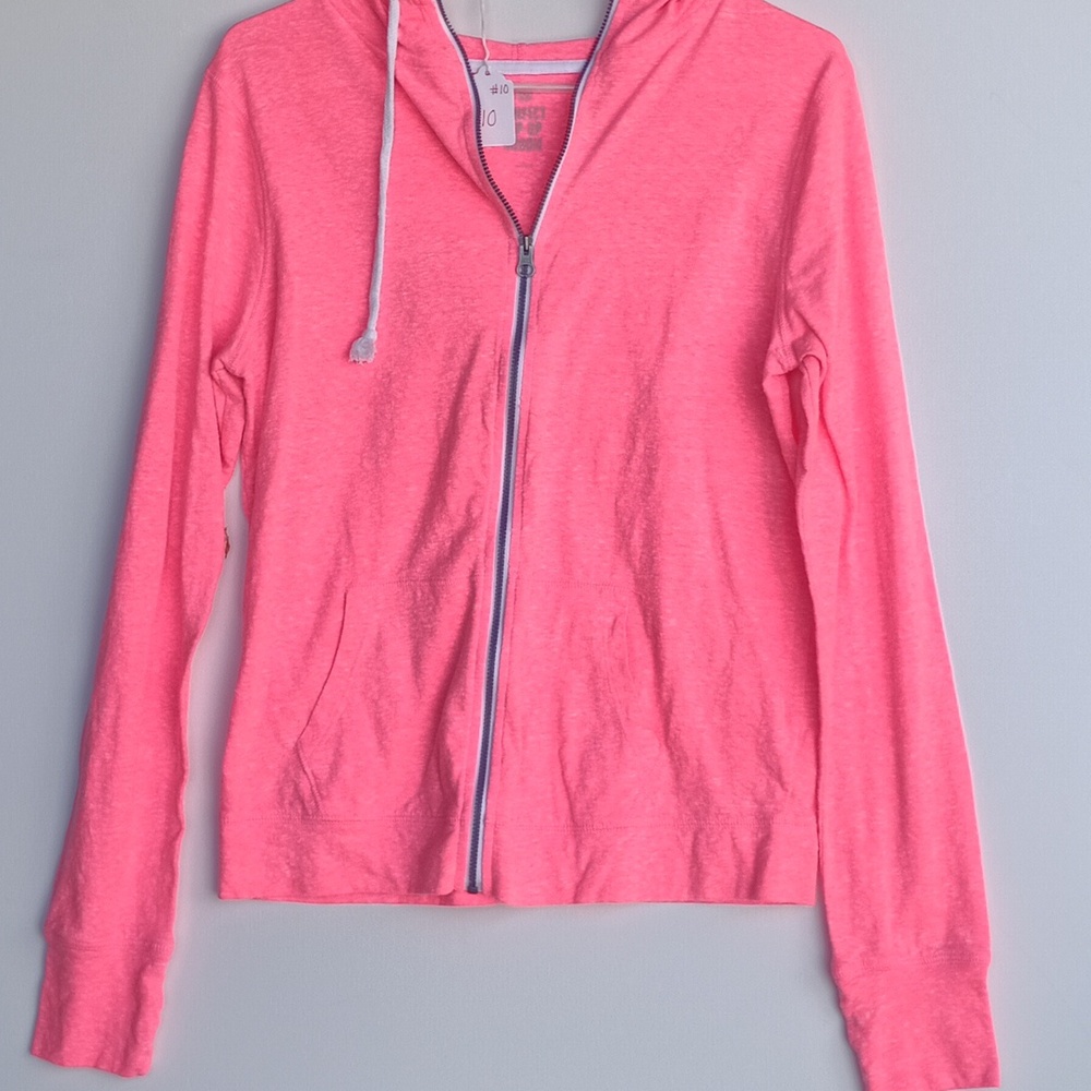 Ladies zip up